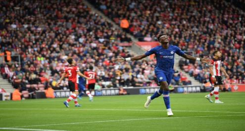 100 ألف استرليني أسبوعيا.. تشيلسي يسعى لتأمين استمرار أبراهام